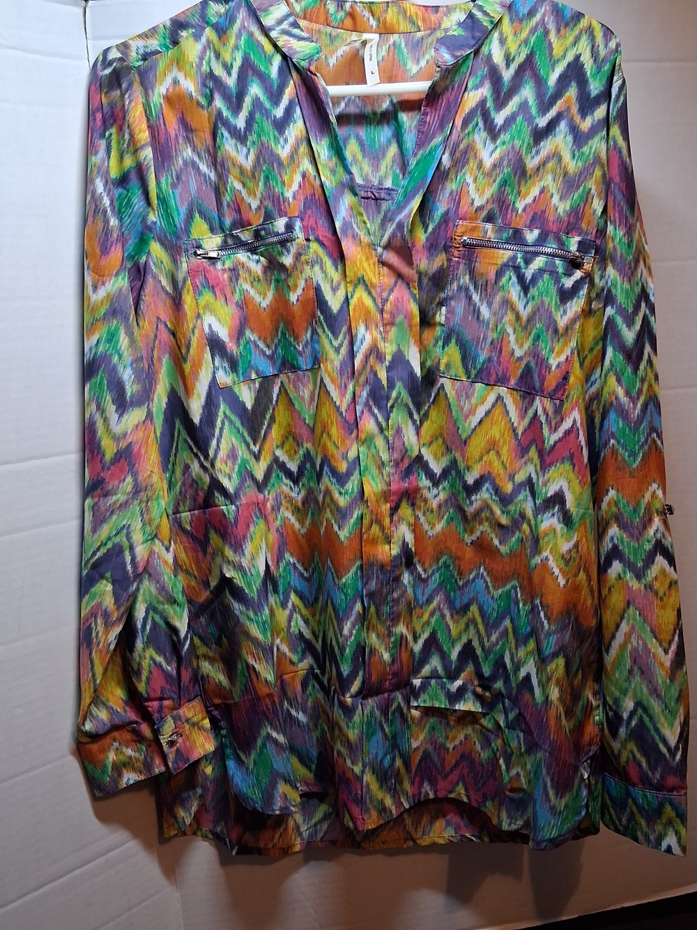 Live 4 Truth Multicolor Zigzag Print Long Sleeve Blouse